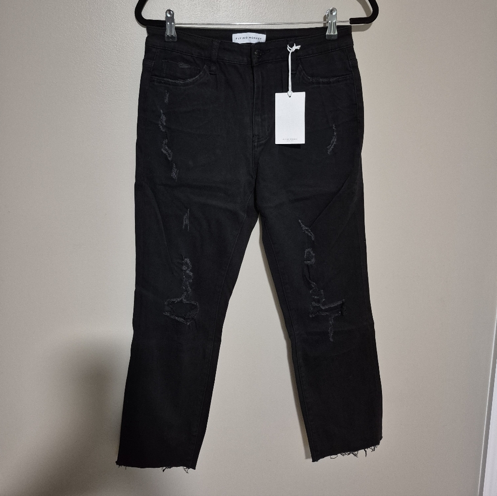 New! Black Distressed Jeggings